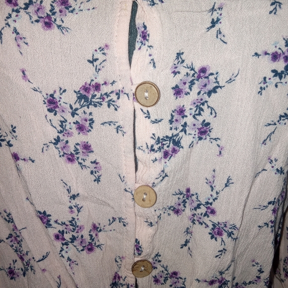 Pink & Purple Floral Button Down Blouse - Picture 4 of 11